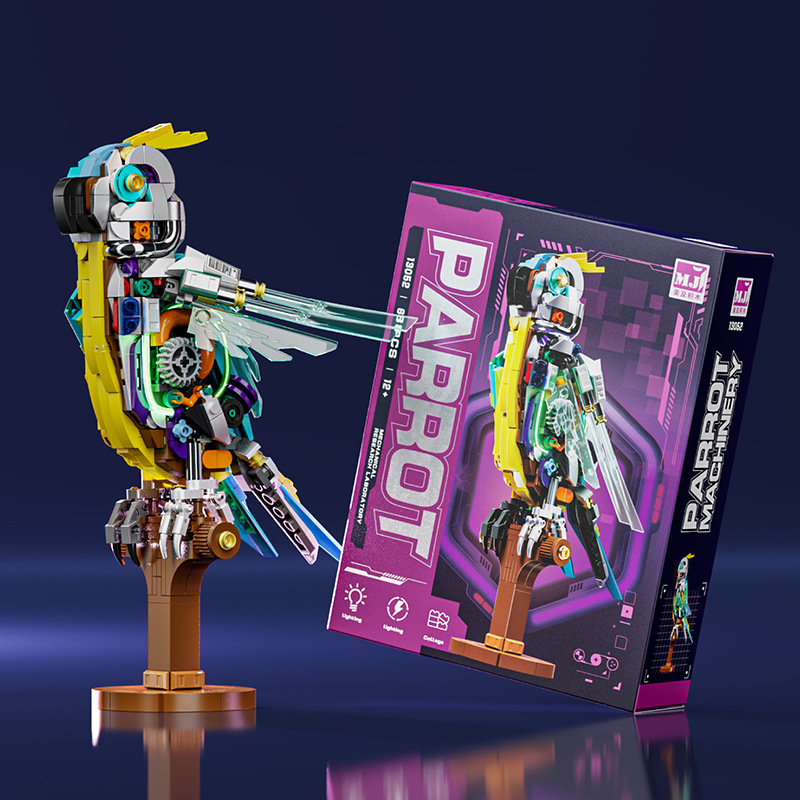 13052: mechanical parrot 688pcs