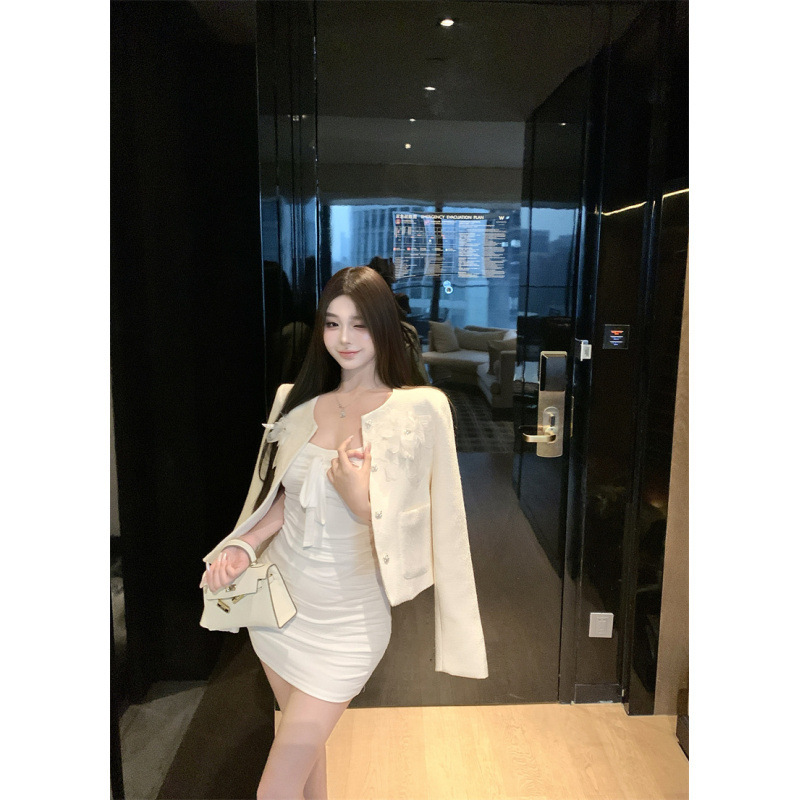 秋季新款法式小香风白色立体花朵法式圆领短款外套女上衣|undefined