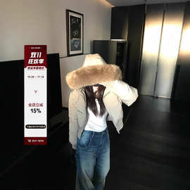 芬兰雪境 冬季毛领连帽白鸭绒收腰加厚短款羽绒服女