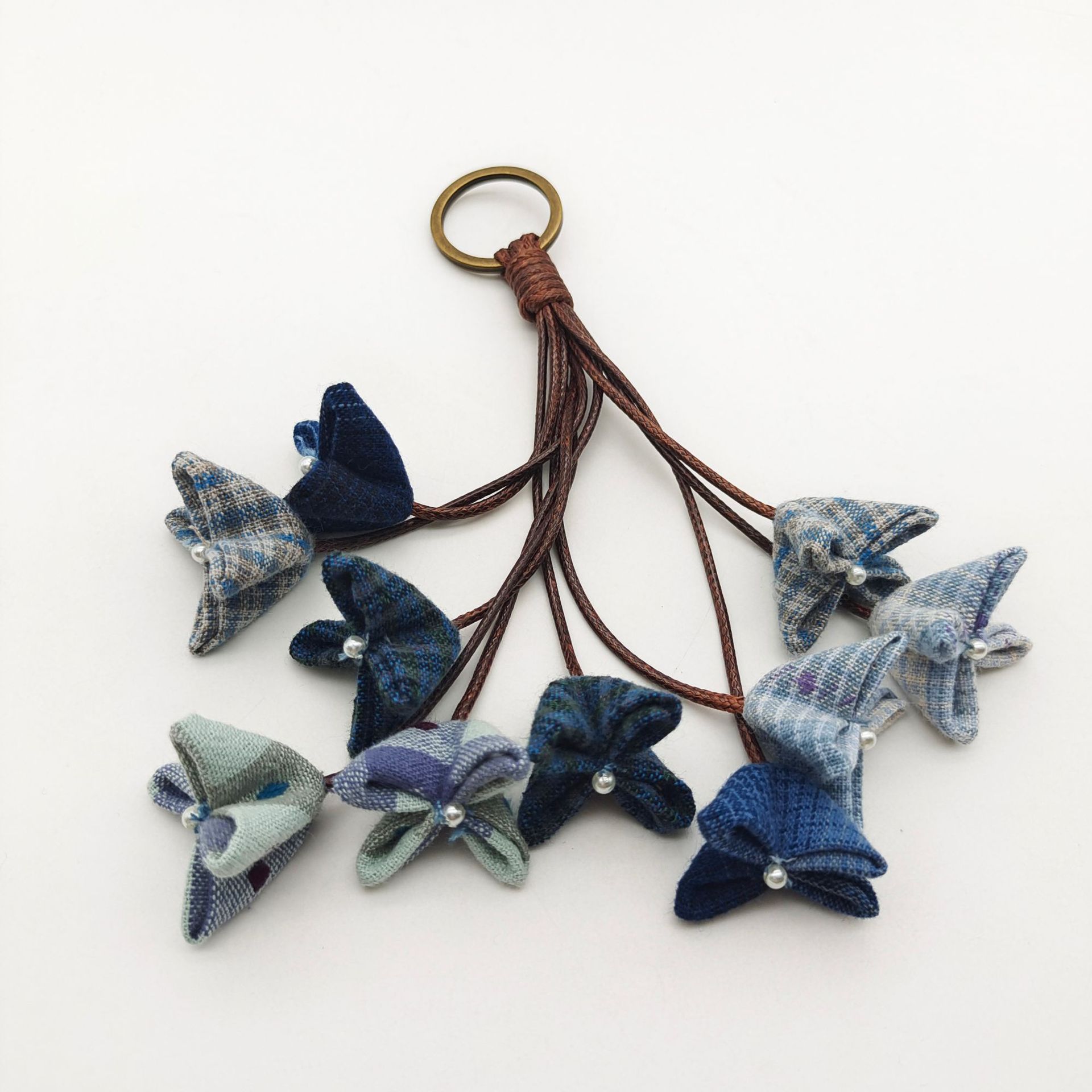 Lirio de los valles coche colgante patchwork adornos Lu bordado hecho a mano bordado DIY patchwork material de producción paquete adornos colgantes