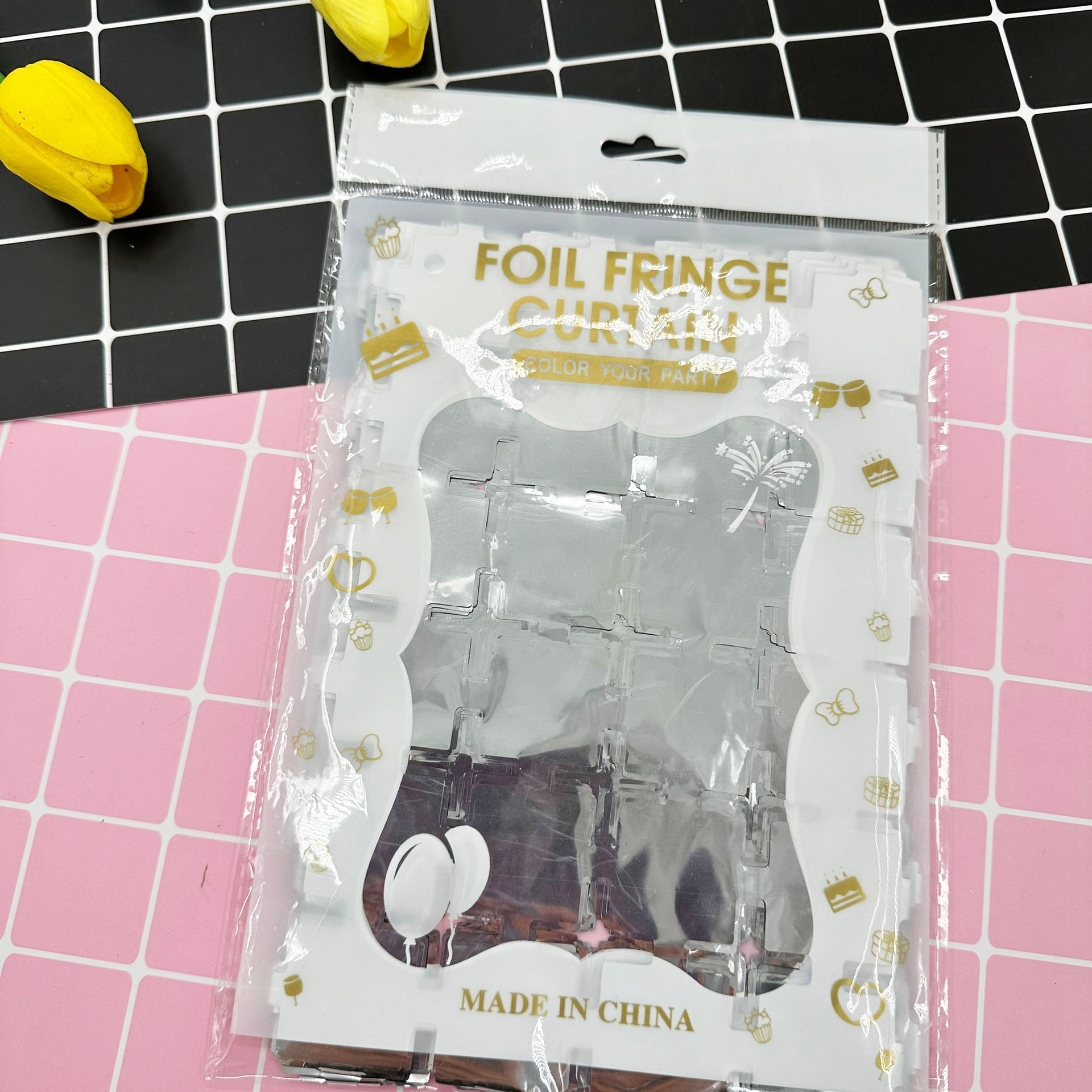 1*2m cuadrado de película de aluminio brillante cortina de seda de lluvia colorida cortina de puerta accesorios de decoración de cumpleaños pared de fondo de fiesta dibujo de flores transfronterizo