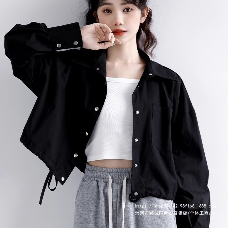 Black workwear jacket for women, versatile loose-fitting boyfriend style, short-sleeved academic style, retro Hong Kong style.