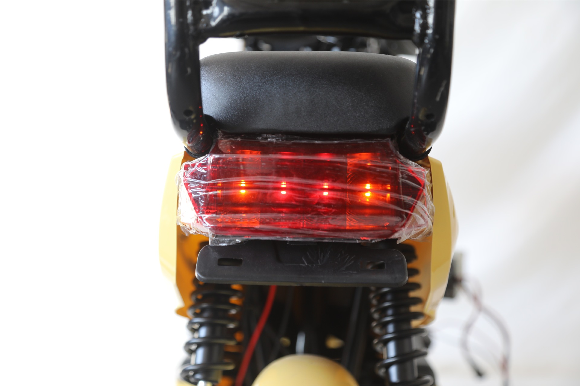 Electric Vehicle Export, Foreign Trade, Electric Motorcycle Processing, Battery Car Cross-Border Wholesale, New National Standard Models, Cross-Border Certification Area