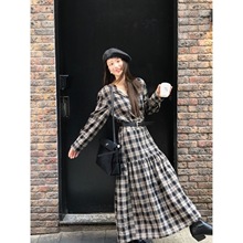 复古法式抽褶设计格子长袖宽松连衣裙女秋艺术新款感格纹度假长裙