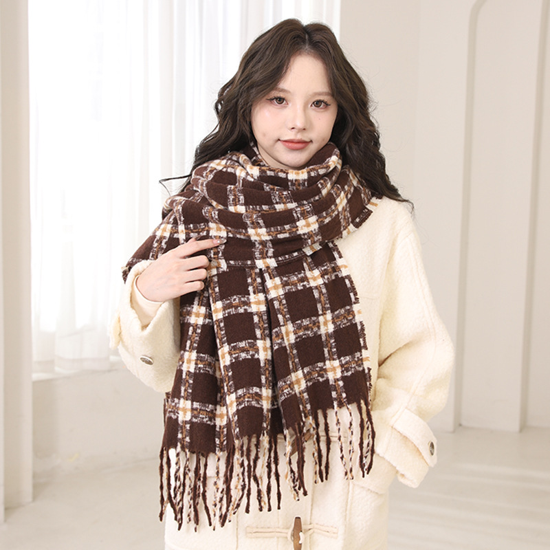 2024 automne hiver nouvelle atmosphère d'écharpe épaisse en mohair, chaleur haut de gamme, manteau polyvalent pour hommes et femmes à rayures_voghion.com