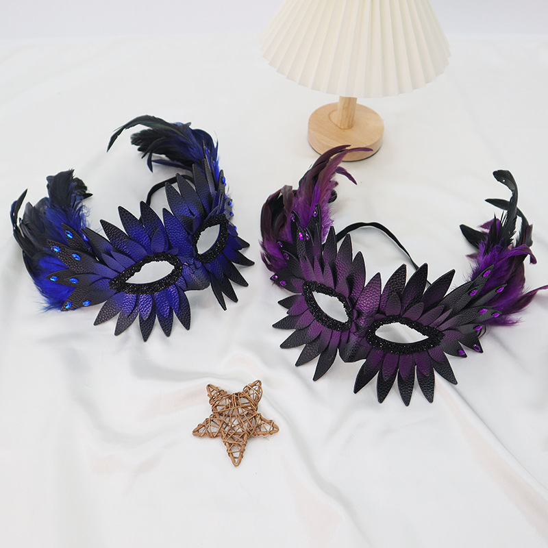 Halloween de alta calidad mitad cara cuero plumas pico de baile máscaras de fiesta accesorios bar interesantes para adultos