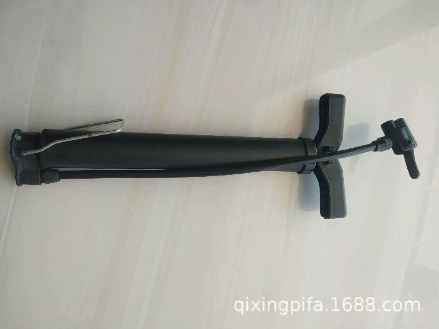 Bike, handheld small basketball inflatable air pump, direct factory sales