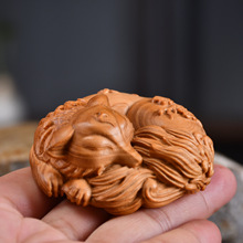 崖柏木雕九尾狐随身文玩手把件超可爱卡通宠物创意家居雕刻小摆件