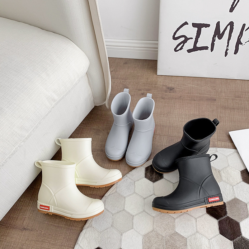 Rain Boots Women's Cross-border Mid-barrel All-match Casual Trendy Men's Rain Boots Non-slip Wear-resistant Fashionable Warm Outer Wear Water Boots overshoes