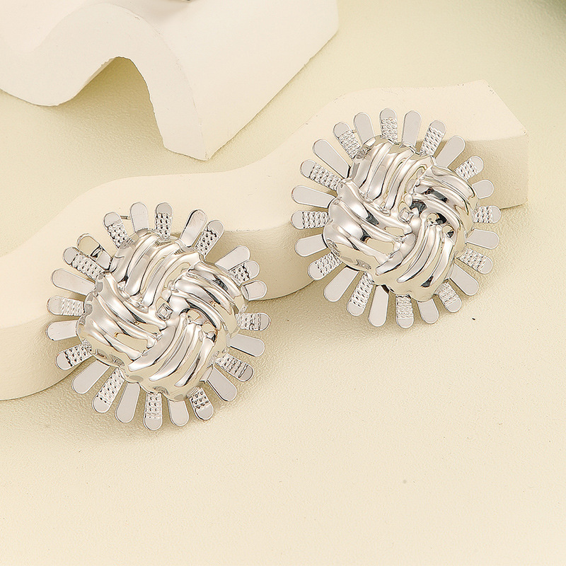Pendientes de flor de sol de plata