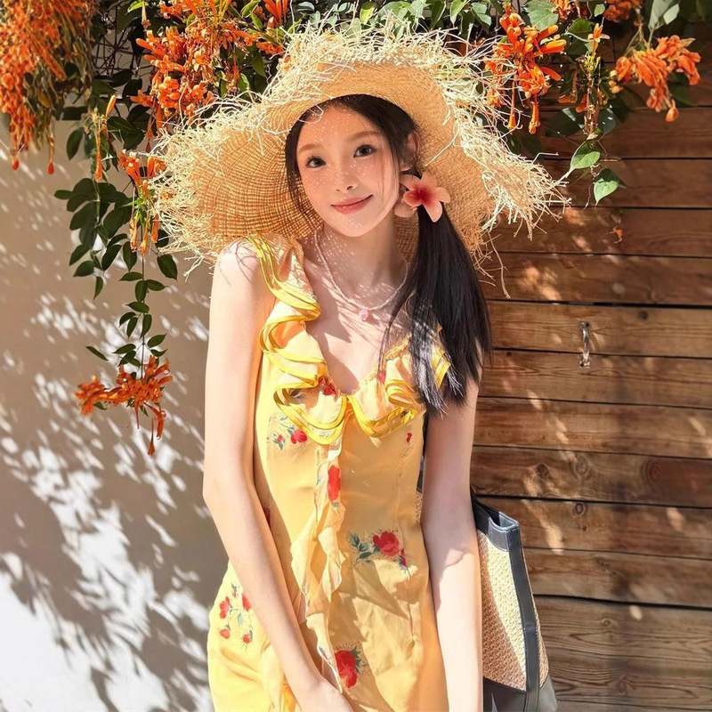 黄色荷叶绝美碎花吊带连衣裙女夏季度假法式夏季气质沙滩鱼尾长裙|undefined