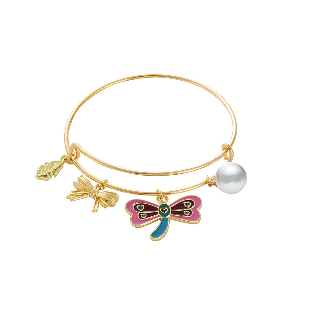 Nouveau Simple Ensemble De Bijoux Pour Femmes Goutte À Goutte D&#39;huile Papillon Coeur Libellule Alliage Bracelet display picture 2