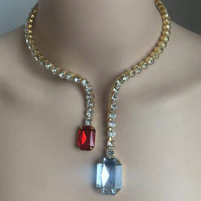 AliExpress color caliente collar de diamantes moda europea y americana sexy diamante completo reina banquete clavícula cadena Accesorios