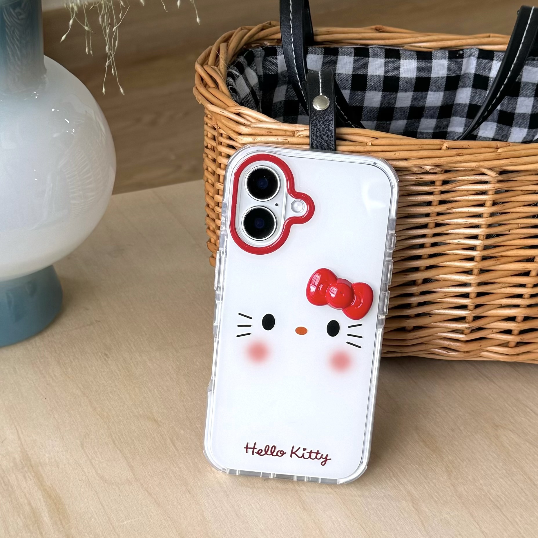 Simple y lindo rubor KT cat emoji para iPhone15/16 Apple 15Pro funda para teléfono móvil 14 chica 13 nuevo
