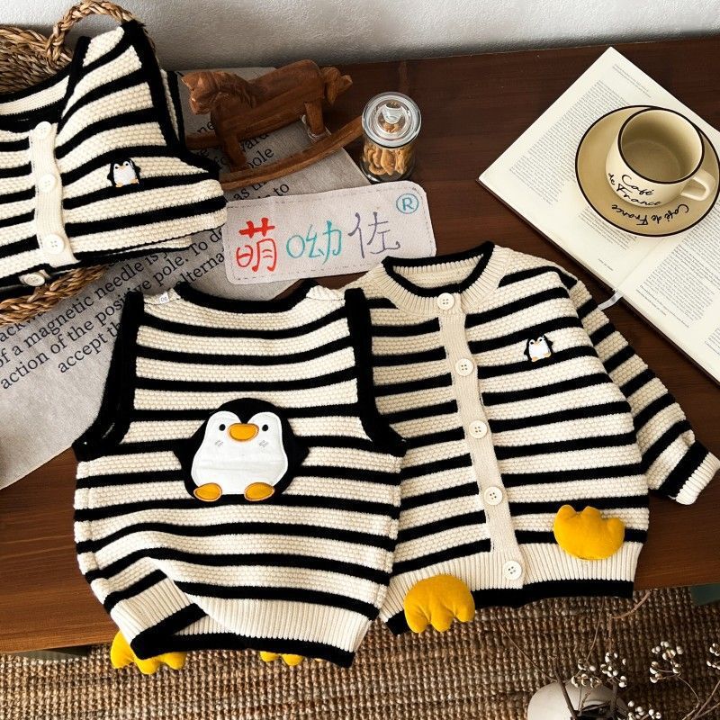 Children's knitted penguin sweater, striped, Korean-style, casual, popular children's clothing for boys and girls