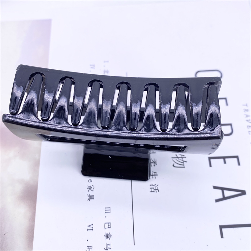 Estilo coreano 2022 primavera nuevo gran cuadrado agarre simple geométrico tiburón clip espalda Cabeza pelo agarre pelo accesorios al por mayor