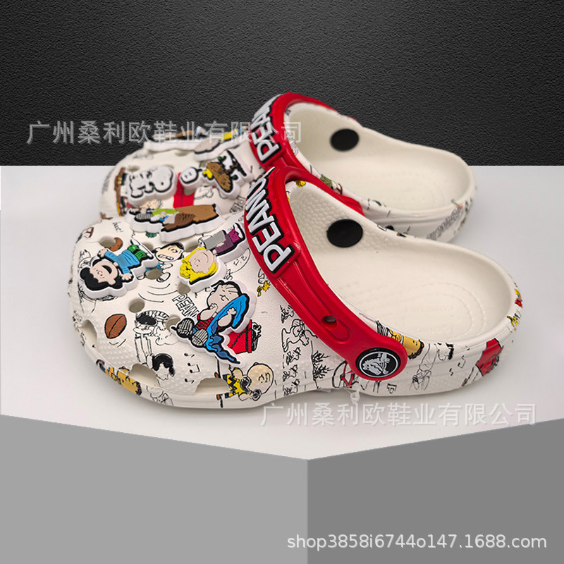 Cross Moe Lubi Star Zapatos con agujeros para niños Sandalias antideslizantes Zapatillas Baotou para niños Zapatos de playa para niñas al por mayor