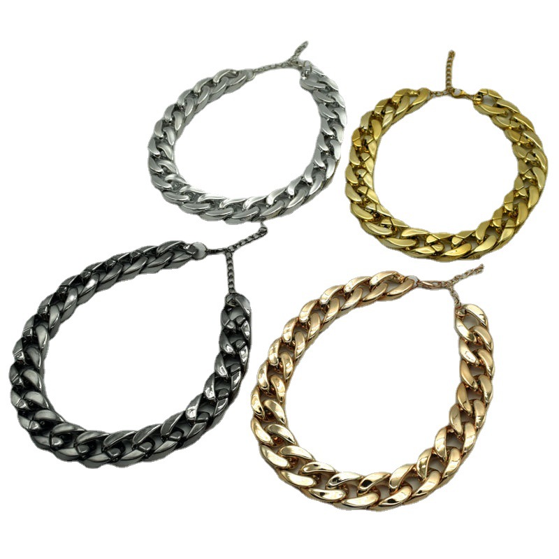 Joyería transfronteriza para mascotas collar de oro para mascotas productos de plástico Foto cadena de oro gato perro universal embalaje OPP