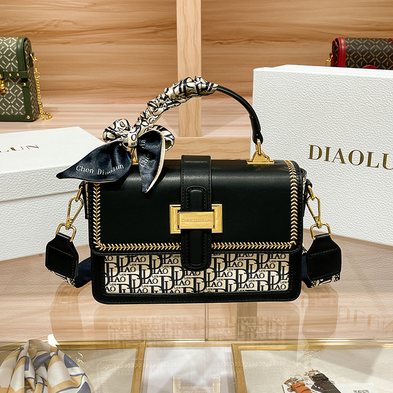 2024 Spring And Summer New Style High-end Small Square Bag Portable Light Luxury Printed Women’s Bag Single Shoulder Crossbody Trendy Mobile Phone Bag