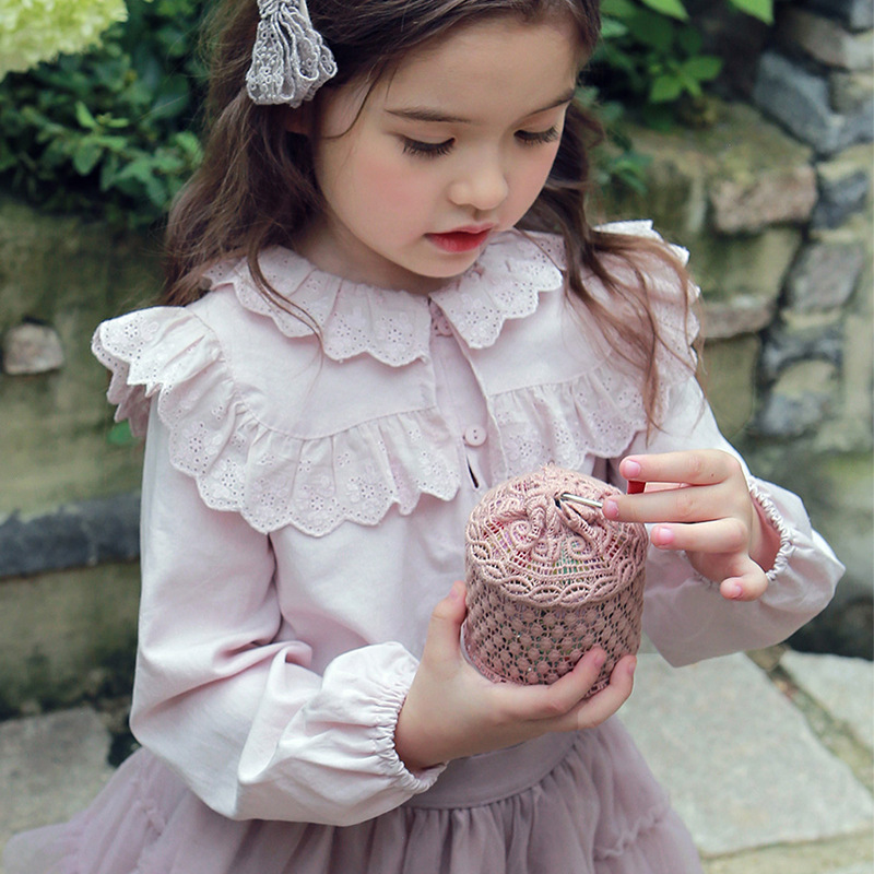Primavera 2024 nueva fresa Shan Corea del Sur niños chica estilo Palacio encaje Feier dulce camisa de manga larga en stock