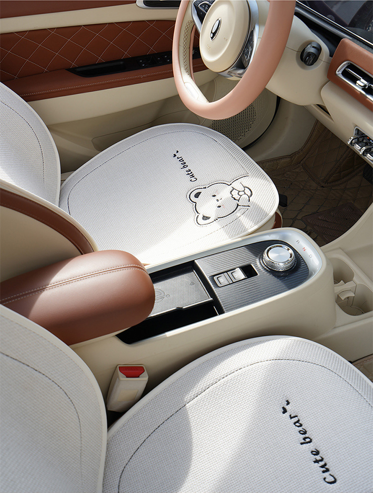 New Linen Donut Bear Cartoon Four Seasons Car Seat Cushion Set