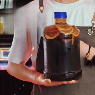 һ����3��ƿ���uβ�D�DͰ��Ͱ�ɘ�Ͱ����Ͱ����������u���Ͼ��^