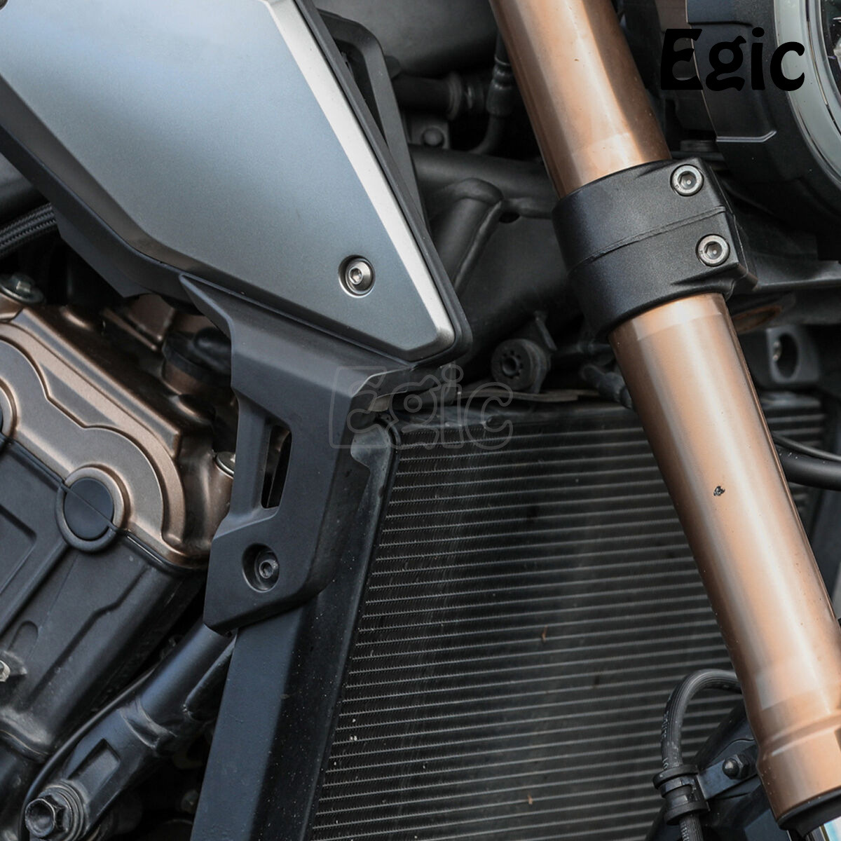 Motorcycle radiator is suitable for Honda CB650R water tank assembly engine water cooler 2019-2022