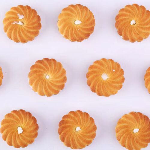 Whole Carton Bulk Whipped Cream Filled Cookie with Independent Packaging Happy Cakes Breakfast Milk Cakes Leisure Nostalgic Snacks Wholesale