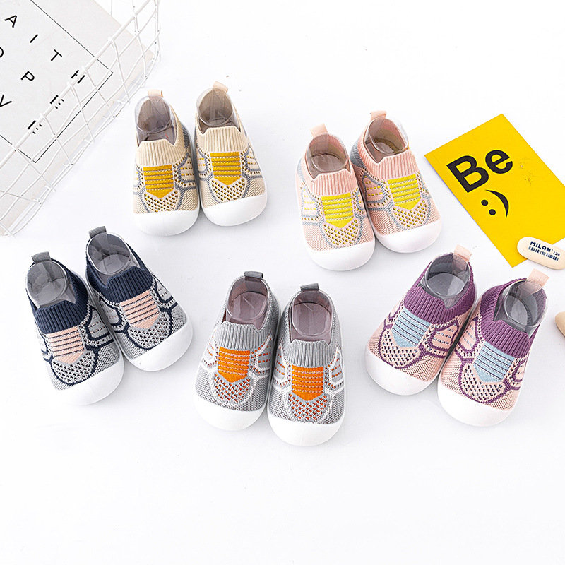 Primavera y otoño para bebés zapatos para bebés con suela suave antideslizante 0 - 3 años primavera y otoño para niños y niñas zapatos antipatas interiores