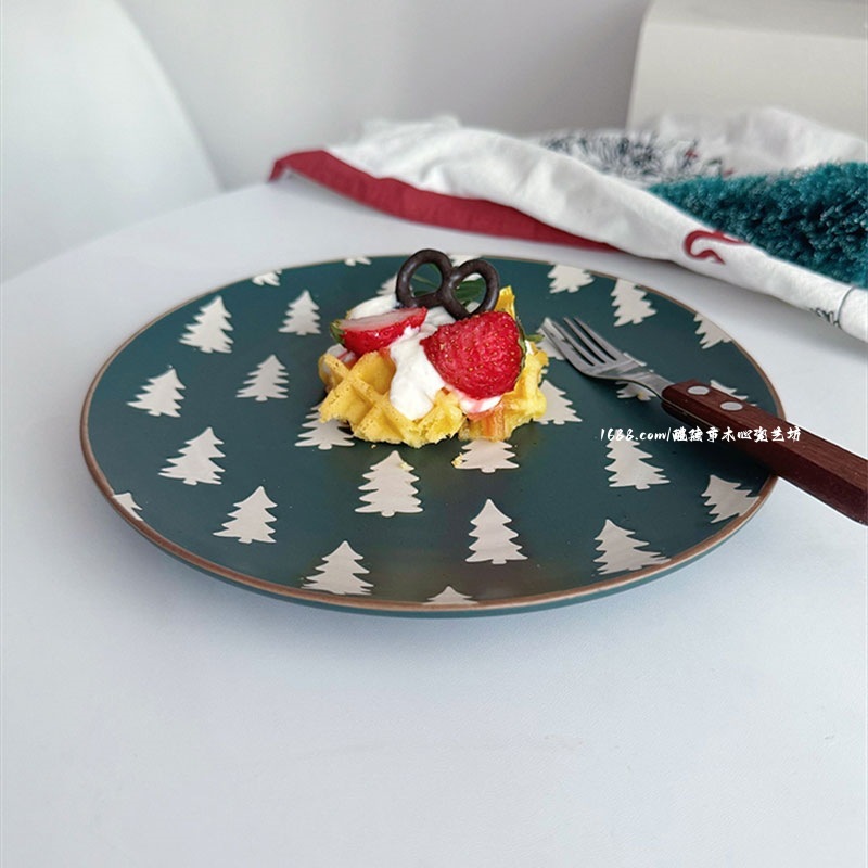 【アメリカの雰囲気感マットクリスマスツリー皿】ins陶磁器洋食皿デザート皿振り子卸売り|undefined