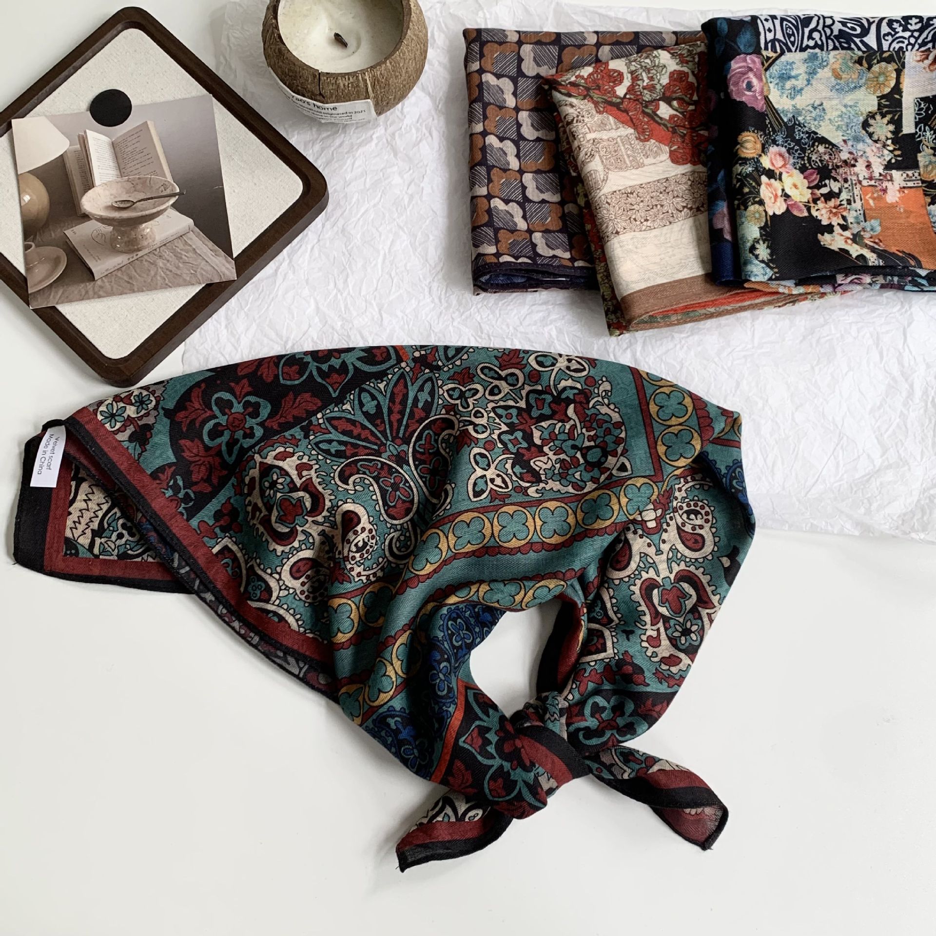 Elegant Silk And Linen Square Scarf With White Rose Pattern Design_voghion.com