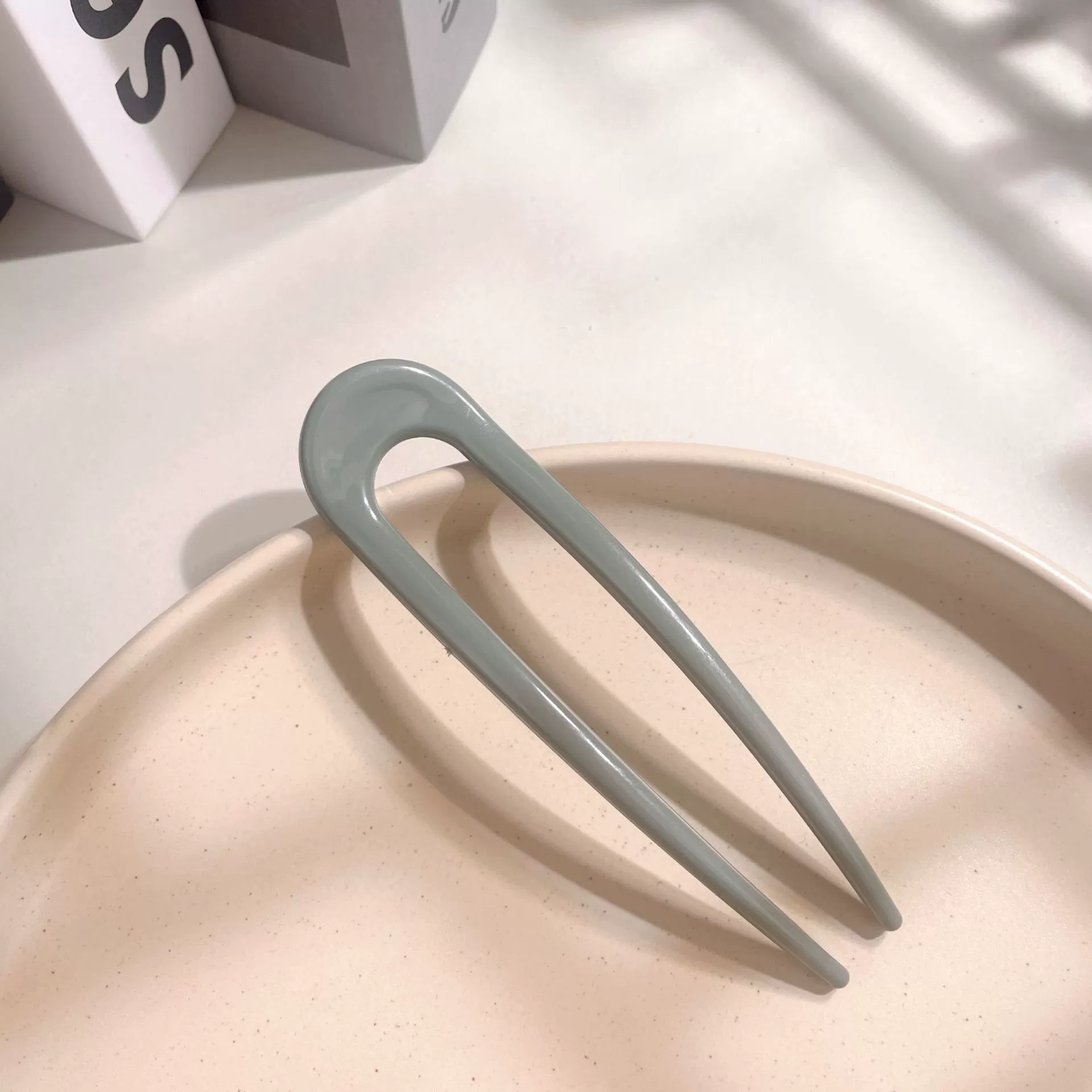 Резьба Hairpin U-образная модная шпилька для волос, простой элегантный летний дизайн, универсальная защепка