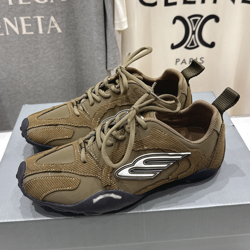 Guangzhou Original Brand-Name Boutique Quality Paris Big-Name Women's Shoes, Sports Casual Running Shoes, Low-Top Thin-Soled German Training Shoes Guangzhou Original Brand-Name Boutique Quality Paris Big-Name Women's Shoes, Sports Casual Running Shoes, Low-Top Thin-Soled German Training Shoes