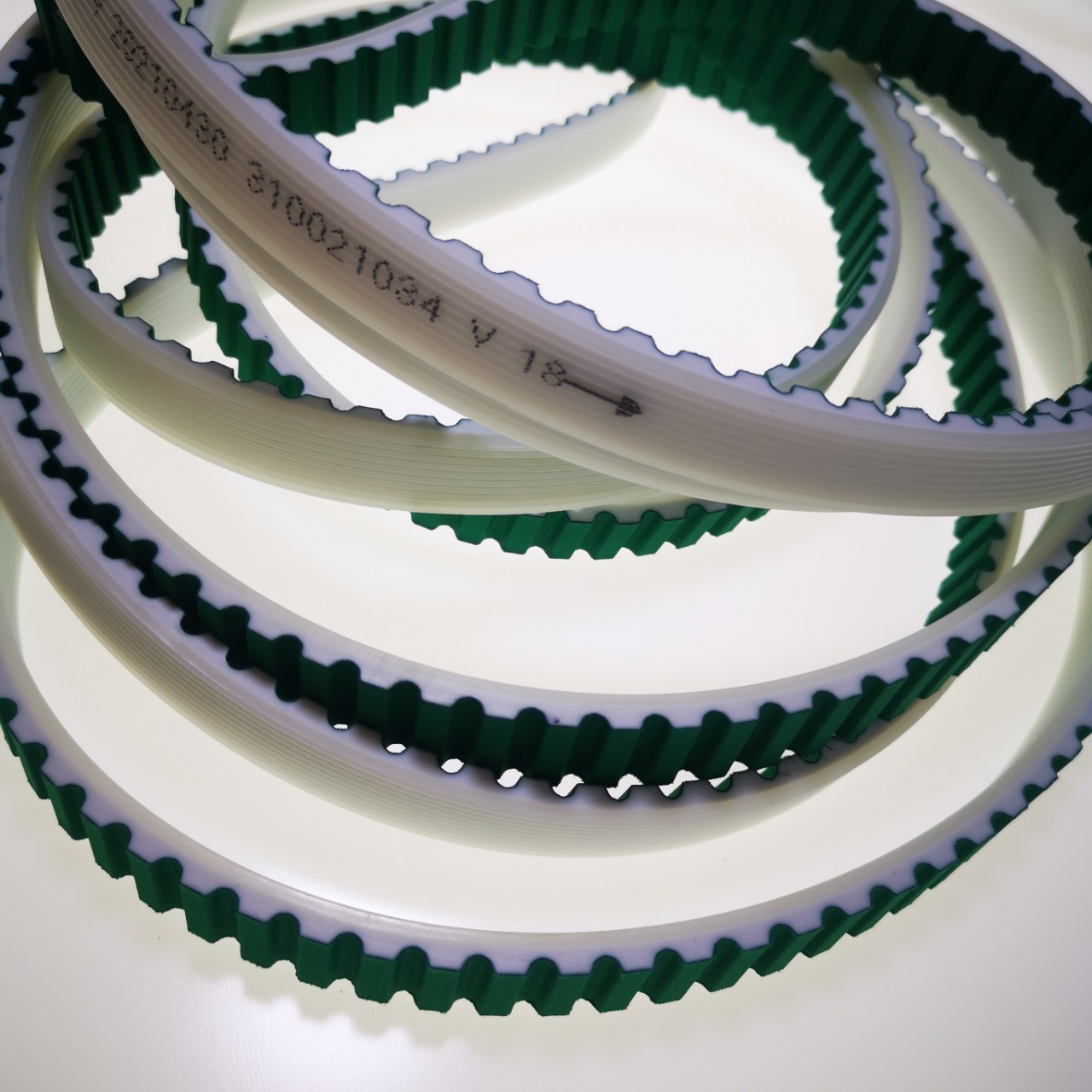 厂家直销AT5-AT10-AT15-AT20 PU开口接驳同步带聚氨酯镀锌钢丝