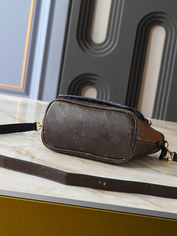 Nueva bolsa de estilo burro, bolsa de hombro de gran capacidad, fábrica de bolsas finas francesas, cabello recto