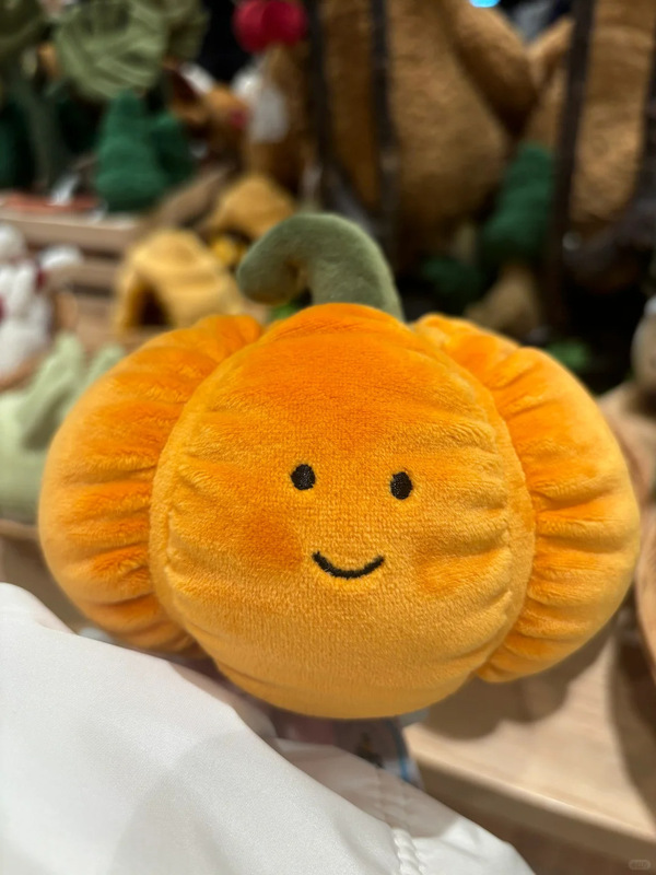 小さくて楽しい桃、桃のような柔らかいぬいぐるみ、人形、かわいい誕生日プレゼント|undefined