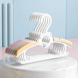 垃圾桶;衣架;沥水篮、盆