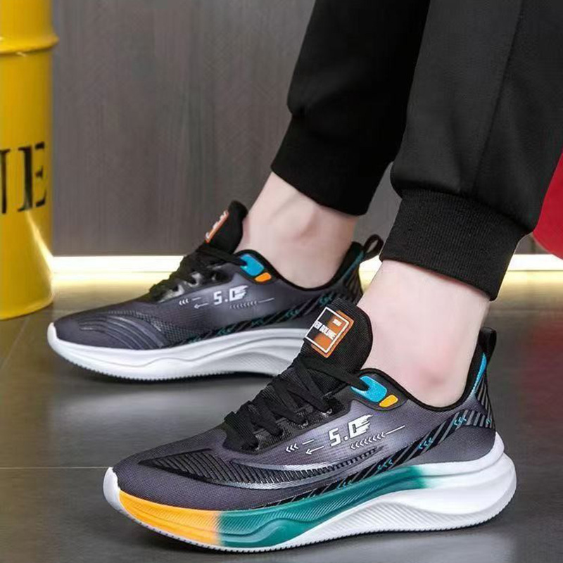 Comercio exterior al por mayor zapatos deportivos para hombres nuevos zapatos para correr al aire libre diarios cómodos viajes zapatos casuales al por mayor