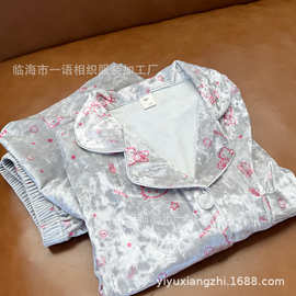 金丝绒银粉卡通粉色猫咪睡衣女 活泼可爱长款翻领女士家居服套装