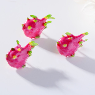 Japanese and Korean style cute pitaya small collar pin creative personality anti-exposure buckle ins style cute clothing accessories corsage