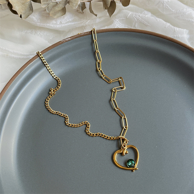 Fashion Heart Shape Titanium Steel Inlay Rhinestones Pendant Necklace 1 Piece