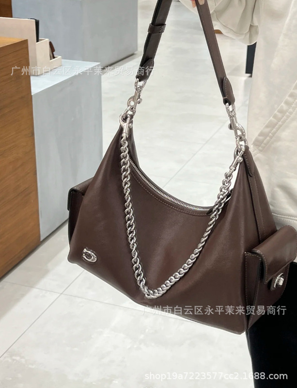 Ole ポケット ジュリエット バッグ 30 ジュリエット ショルダー クロスボディバッグ C 字型バックル レディース 通勤 チェーンバッグ|undefined