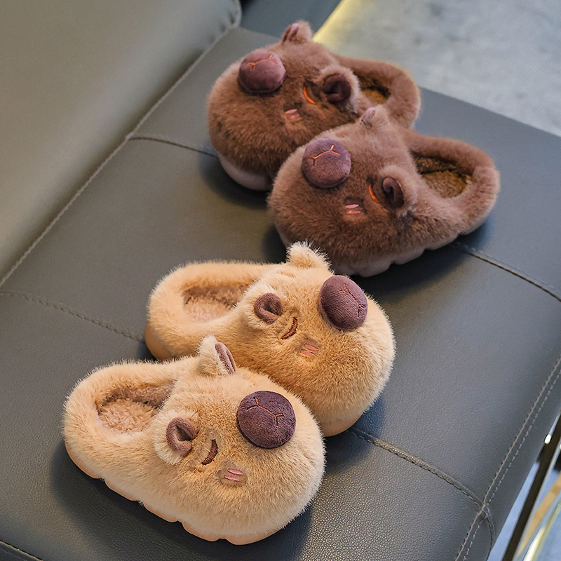 Zapatillas de algodón de invierno para niños Capibara, zapatillas de algodón para niños y niñas calientes y pelusa para padres e hijos en casa.