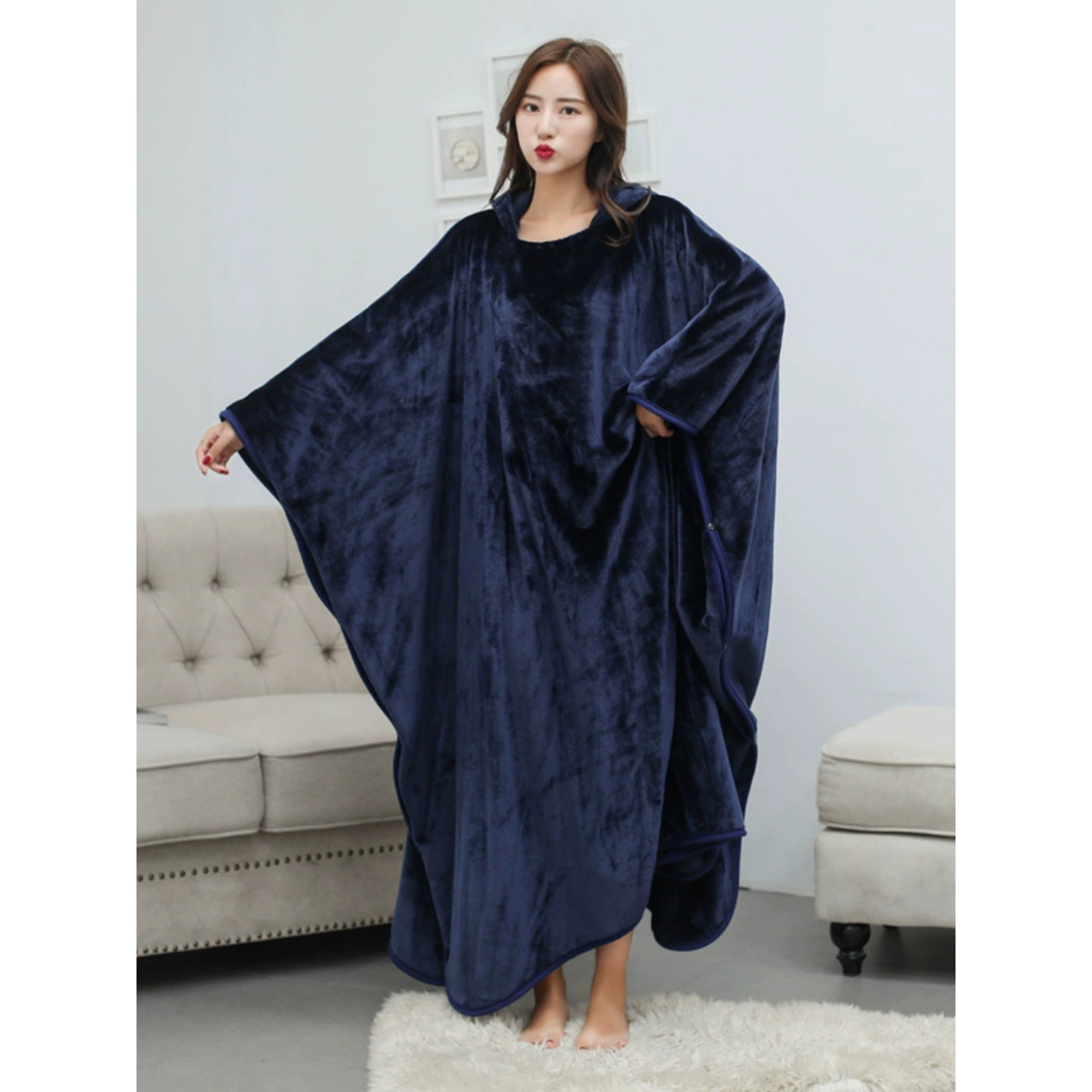 Корейская версия утолщенного фланелевого ленивого плаща накидка для офисных студентов вздремнуть одеяло для кондиционирования воздуха осенью и зимой