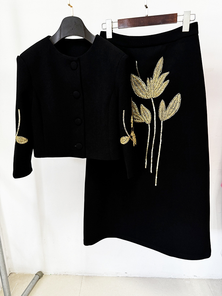 Floral Heavy Industry Beads Three Quarter Sleeve Jacket Coat Mid Length Skirt Set