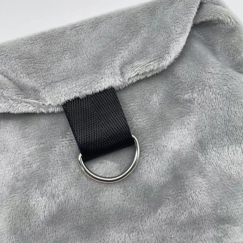 Cuscino da viaggio a u con cappuccio per aereo e relax_voghion.com