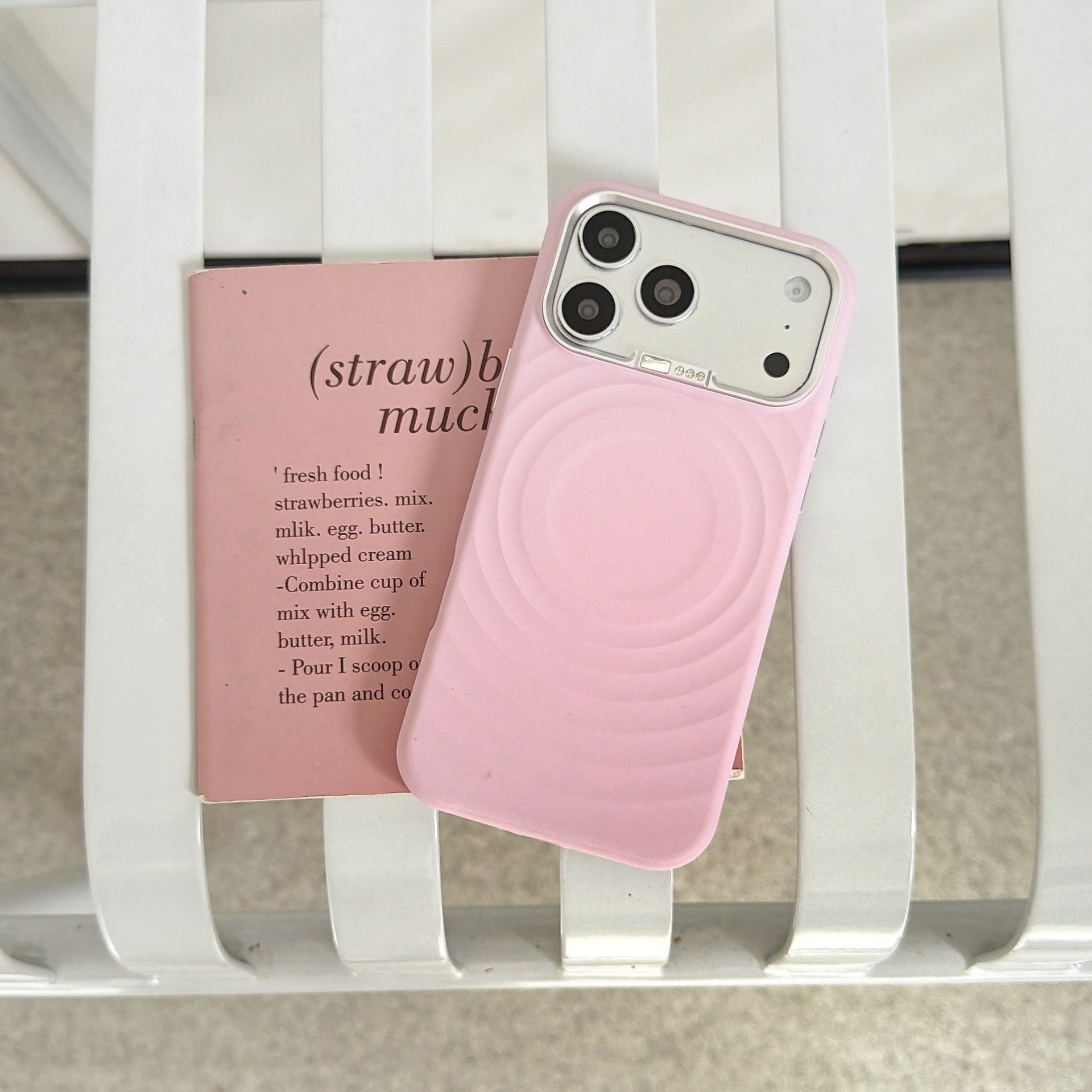 闪钻波漾磁吸适用iPhone18promax手机壳独立五金镜头框苹果17保护