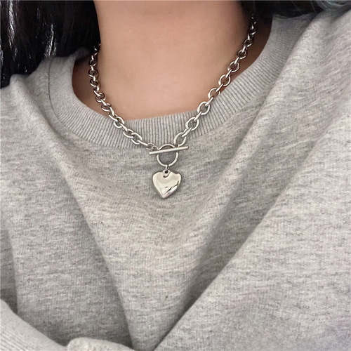 Japanese and Korean Cross-border Instagram Accessories - Versatile Metal OT Heart Necklace Sweet Cool Style Love Chain Necklace Sweater Chain