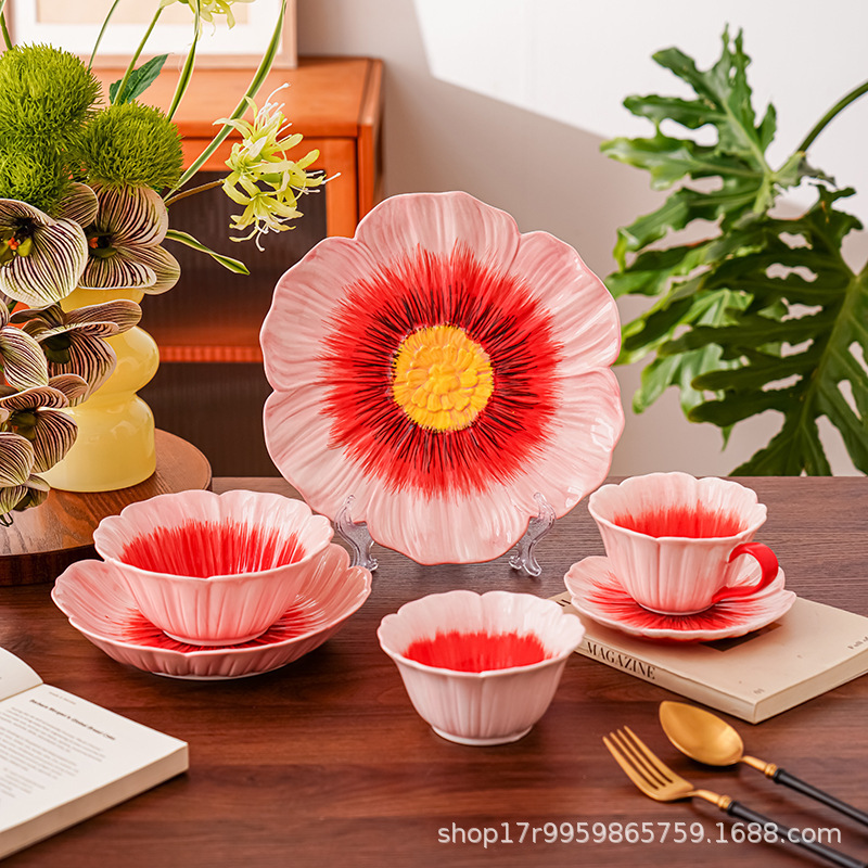 Hand-Painted Coffee Cups, Bowls and Plates with a Niche Design for Women, High-Looking Latte Cups, Beautiful Coffee Cups and Saucers Sets