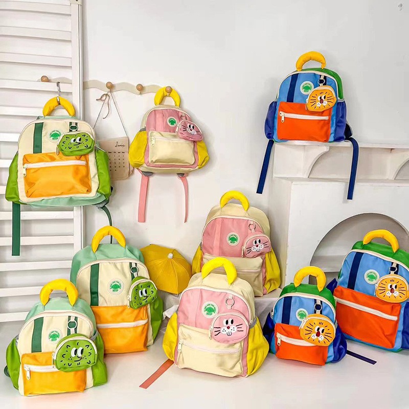 School bag for early age